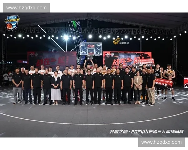 《激情对决燃烧赛场全程回顾 聚焦年度最强公开挑战赛精彩瞬间》